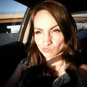 Meet your Posher, Amanda ann