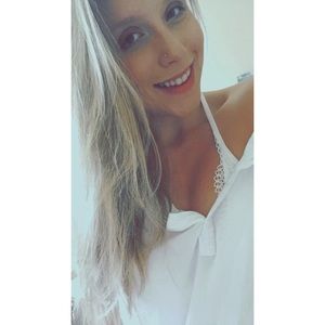 Meet your Posher, Victoria