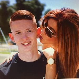 Meet your Posher, Crystal