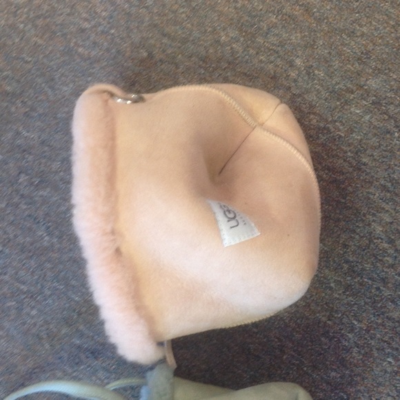 Sold - Picture 3 of 3