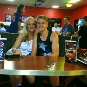 Meet your Posher, Lori