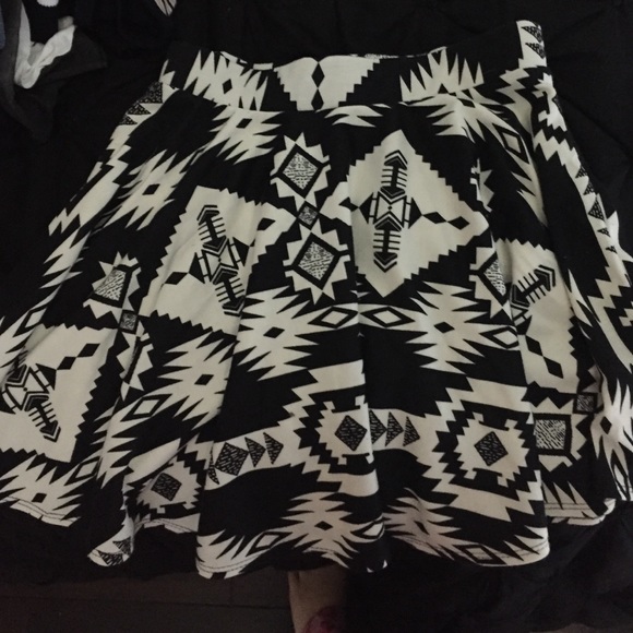 Forever 21 Skirt Small