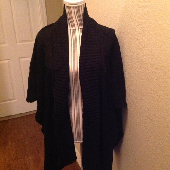 🌷SALE🌷Belted Cape Sweater