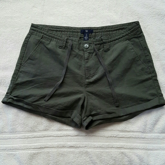 GAP Pants - GAP Drawstring Cuffed Shorts