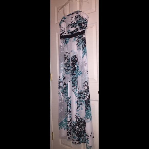 NWOT: BCBG Strapless Dress/Gown
