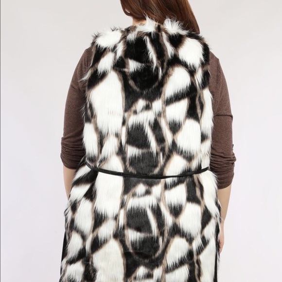 JENEROSE HOST PICK 12/3. ✨✨✨✨✨✨Bellino Fauxfur - Picture 2 of 3