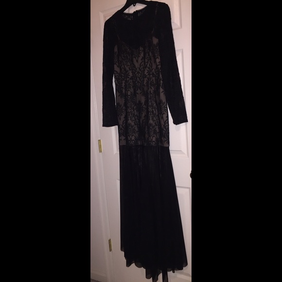 NWOT: BCBG Long Sleeve Evening Gown - Picture 3 of 3