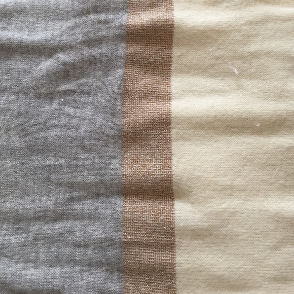 Color Block Scarf - Picture 2 of 3