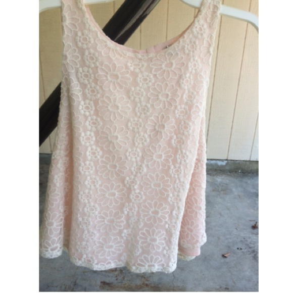 Lace Crop Top☀️