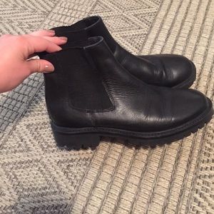 boots size 7