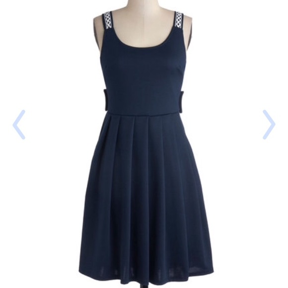 Crisscross country trip dress