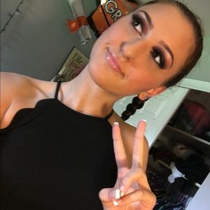 Meet your Posher, Karolina