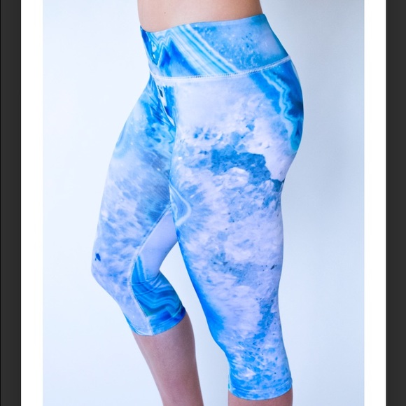 Sincere Capri - Picture 2 of 3