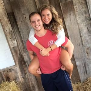 Meet your Posher, Lydia