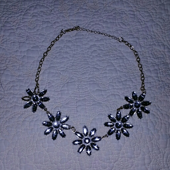 Necklace - Picture 2 of 3