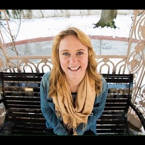 Meet your Posher, Amy