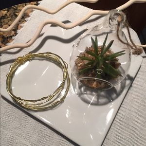 Floral Wire Gold Wire Wrapped Knotted Bracelet