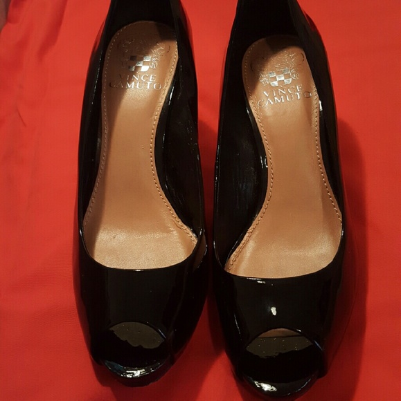 Shoe