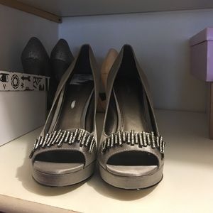 CALVIN KLEIN HEELS ❤️