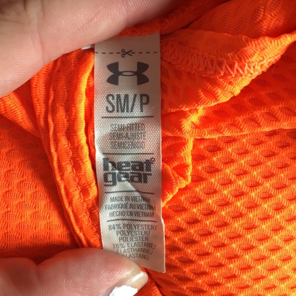 Under armor workout top - Picture 3 of 3