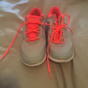 Running Shoes