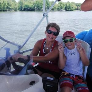 Meet your Posher, Jennifer