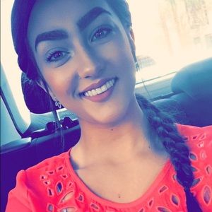 Meet your Posher, Kiely