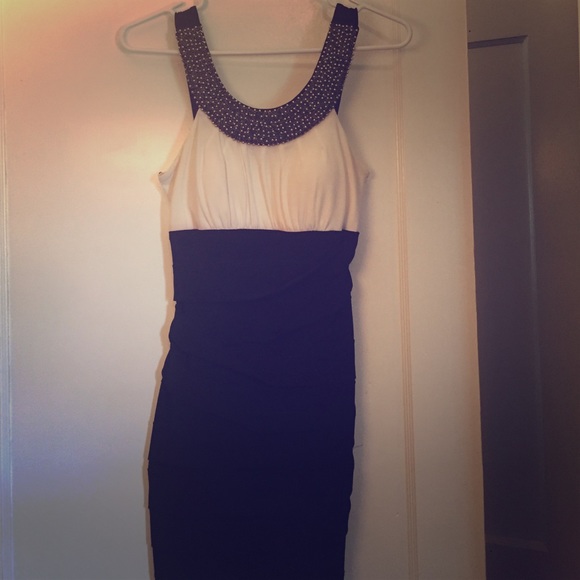 Jodi Kristopher Dresses & Skirts - Dress