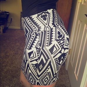 〰TRIBAL PENCIL SKIRT〰