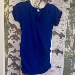 ❌SOLD IN BUNDLE❌Old Navy Cobalt Maternity T-Shirt