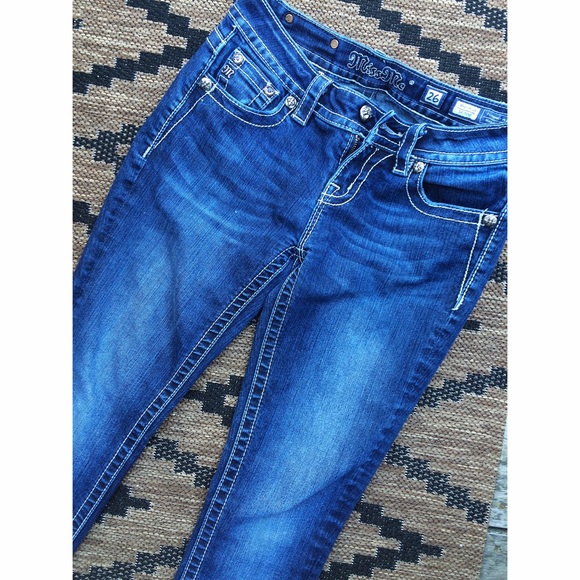 MISS ME Skinny JEANS!