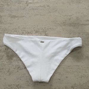 vs pink bikini bottoms