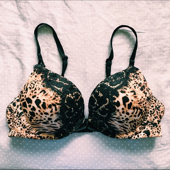 Victoria's Secret Bombshell Plunge 34A Bra