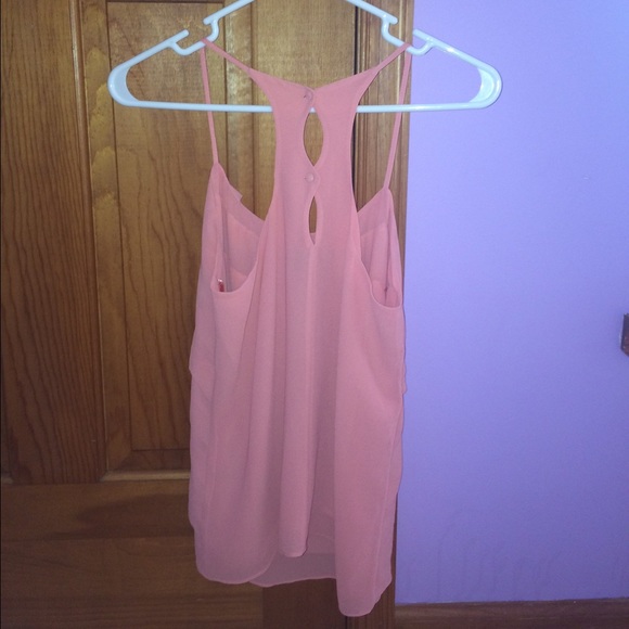 Pink ruffled cami - Picture 2 of 3