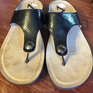 Anne Kline sport shoes