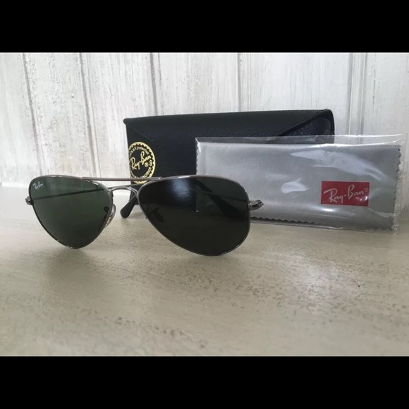 NEVER WORN Ray-Bans!