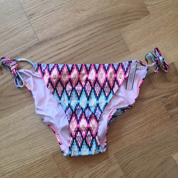 🔥👙 Large The Teeny Bikini Bottom - Picture 2 of 4