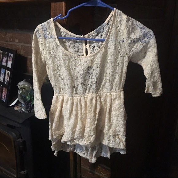 Vanilla Charlotte Russe Crochet Top - Picture 1 of 2