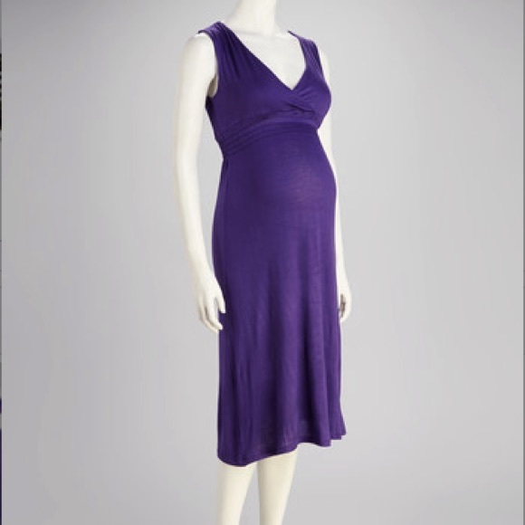 ❌SOLD IN BUNDLE❌Pretty Purple Maternity Dress