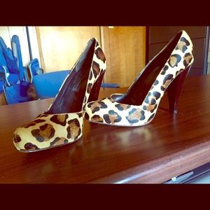 Cheetah Steven Pumps