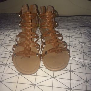 Steve Madden brown sandals