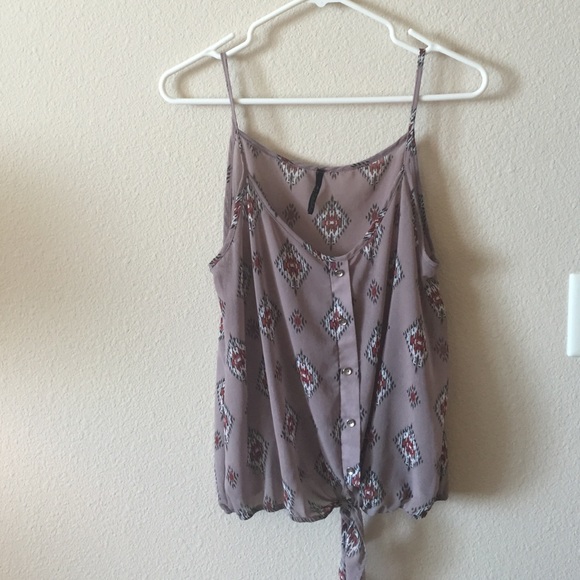 Cute purple tank that ties in the middle