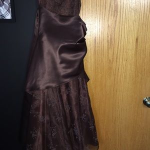 Brown dress SIZE: 12