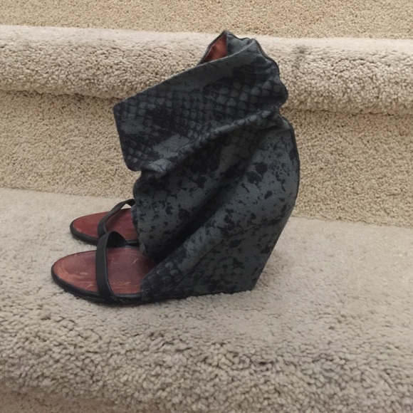 Authentic Isabel Marant Yoyo Open-Toed Boots - image 2