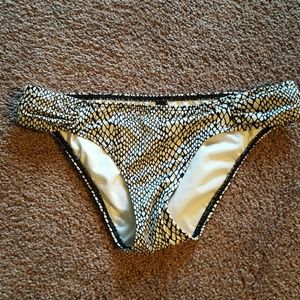 Victoria secret small bottoms nwot