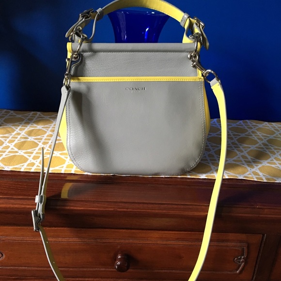 Coach Archive Collection purse🌟final reduction🌟 - Picture 3 of 4