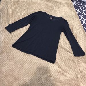 Small navy Vineyard Vines 3/4 sleeve top