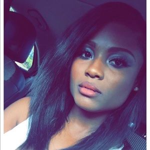 Meet your Posher, Chenee