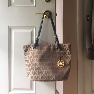 Michael Kors Logo Bag