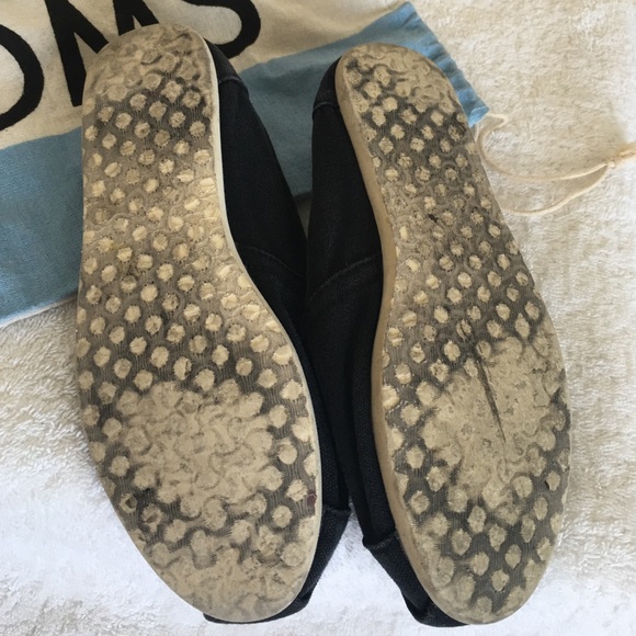 Sold-----toms - Picture 3 of 4